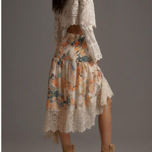 NWOT Anthropologie Asymmetrical Lace A-Line Skirt Small - Chic & Unique Closet E - Picture 6 of 13